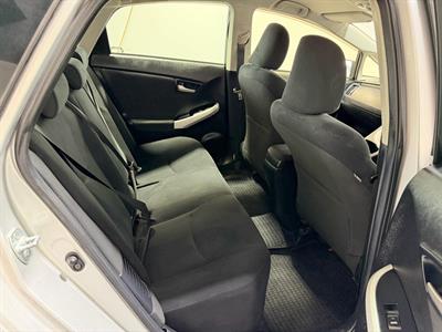 2012 Toyota Prius - Thumbnail