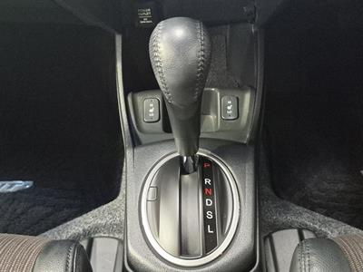 2013 Honda Fit Hybrid - Thumbnail