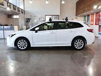 2021 Toyota Corolla - Thumbnail