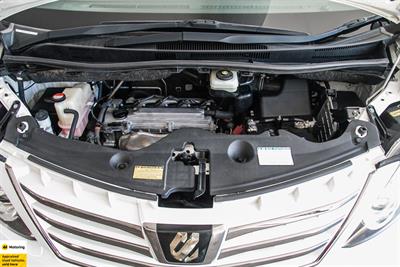 2015 Toyota Alphard - Thumbnail