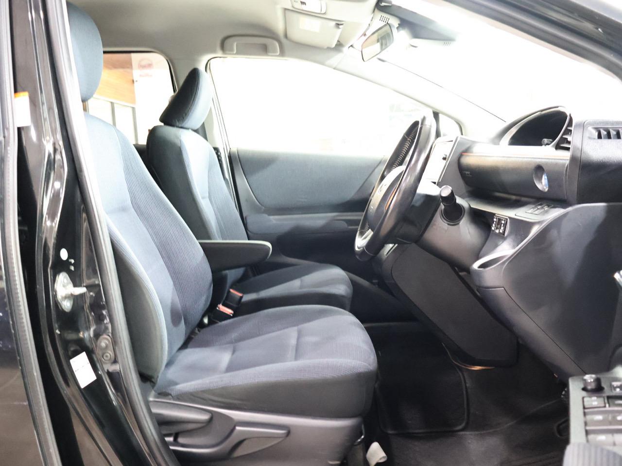 2015 Toyota Sienta