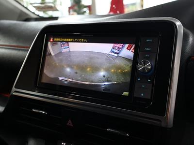 2015 Toyota Sienta - Thumbnail