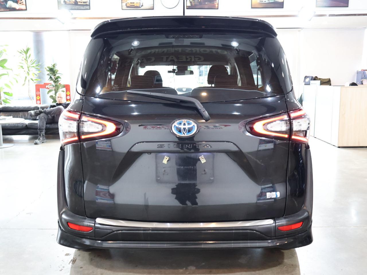 2015 Toyota Sienta