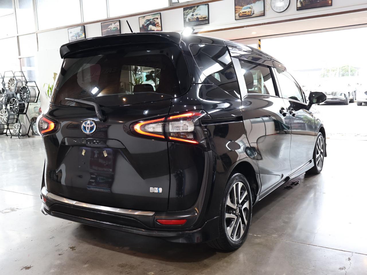 2015 Toyota Sienta