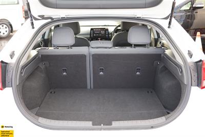 2022 Hyundai IONIQ - Thumbnail