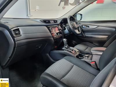 2021 Nissan X-Trail - Thumbnail