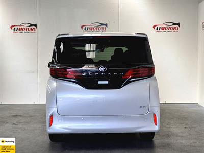 2025 Toyota Alphard - Thumbnail
