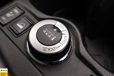 2015 Nissan X-Trail - Thumbnail