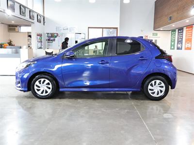 2021 Toyota Yaris - Thumbnail