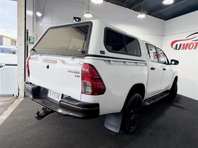 2018 Toyota Hilux - Thumbnail