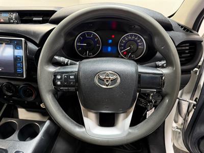 2018 Toyota Hilux - Thumbnail