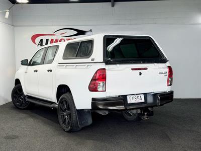 2018 Toyota Hilux - Thumbnail