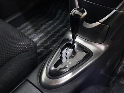 2005 Toyota Caldina - Thumbnail