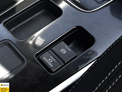 2021 Mitsubishi Outlander - Thumbnail