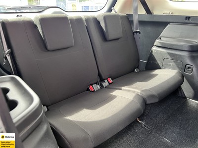 2021 Mitsubishi Outlander - Thumbnail