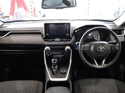 2022 Toyota RAV4 - Thumbnail