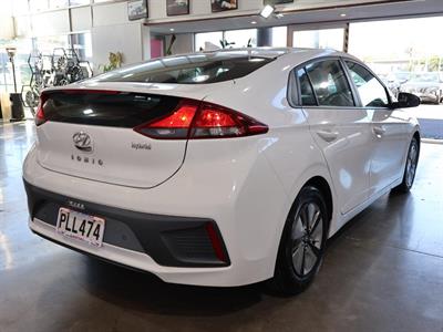 2022 Hyundai IONIQ - Thumbnail