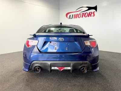 2012 Toyota 86 - Thumbnail