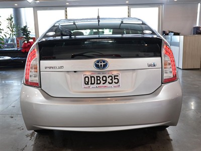2012 Toyota Prius - Thumbnail