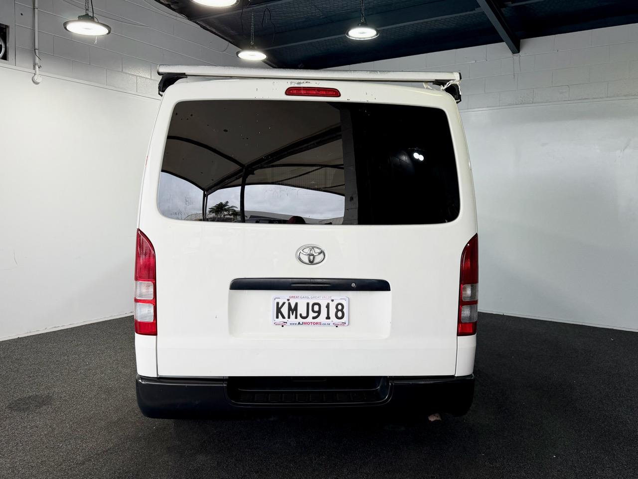 2015 Toyota Hiace