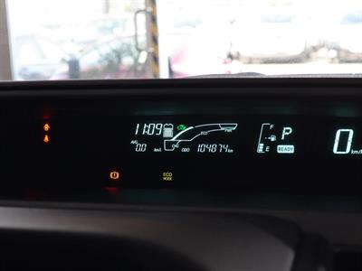 2014 Toyota Aqua - Thumbnail