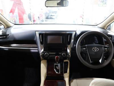 2015 Toyota Alphard - Thumbnail