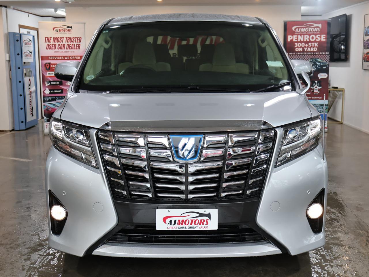 2015 Toyota Alphard