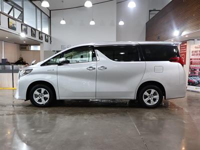 2015 Toyota Alphard - Thumbnail