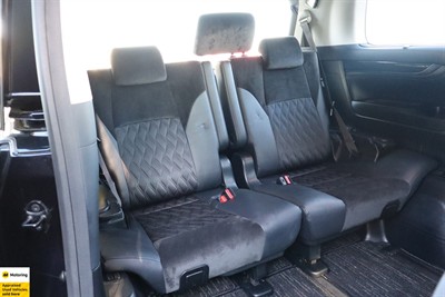 2015 Toyota Vellfire - Thumbnail