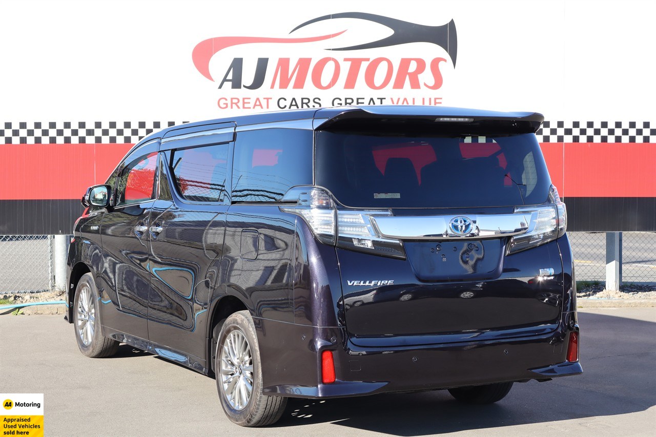 2015 Toyota Vellfire