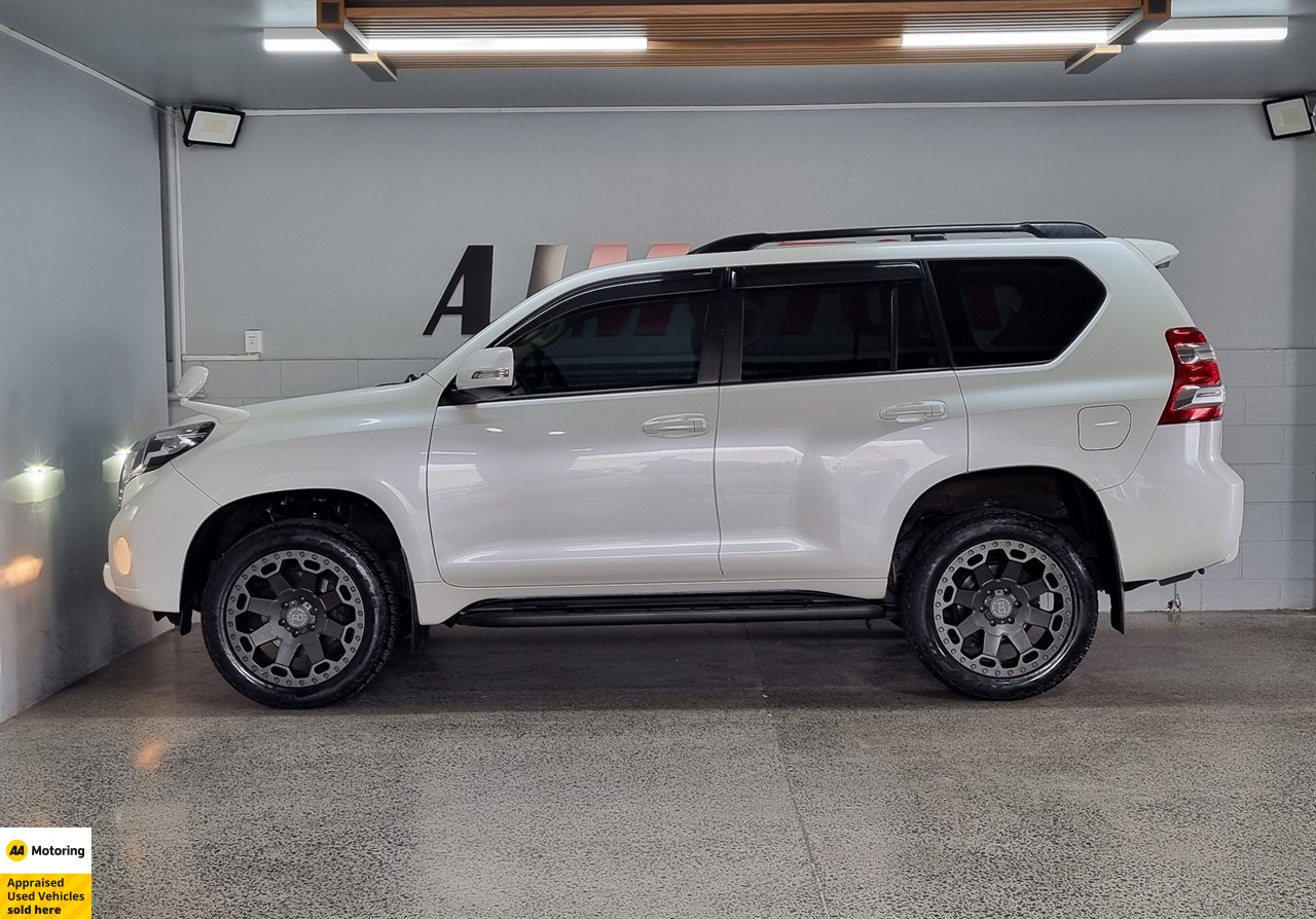 2015 Toyota Land Cruiser Prado