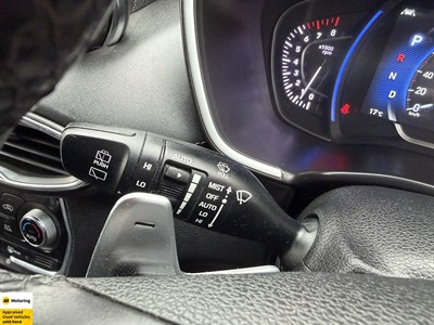 2020 Hyundai Santa Fe - Thumbnail