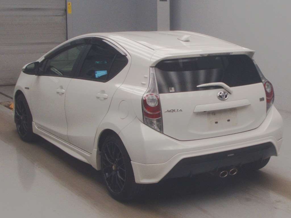 2013 Toyota Aqua