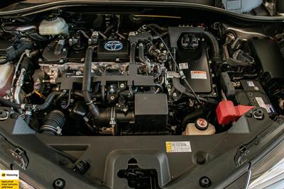 2017 Toyota C-HR - Thumbnail