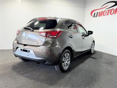 2015 Mazda Demio - Thumbnail
