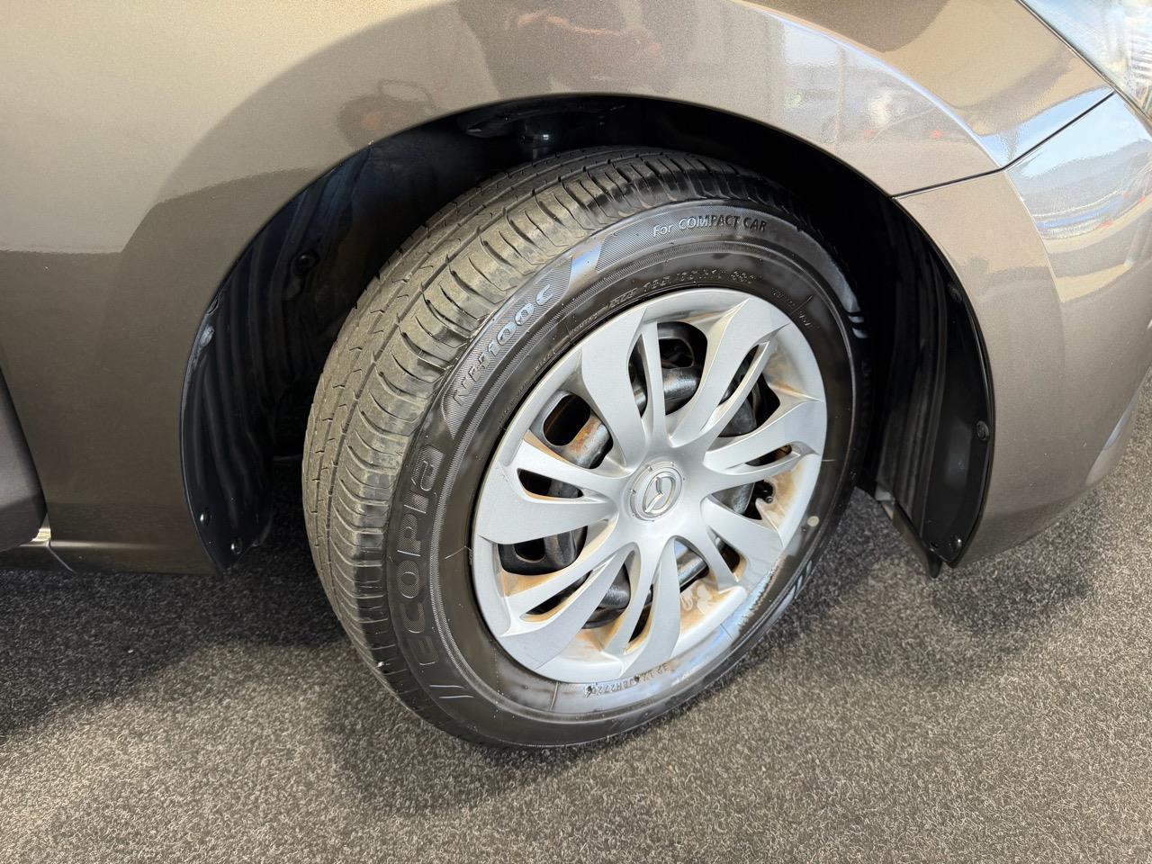 2015 Mazda Demio