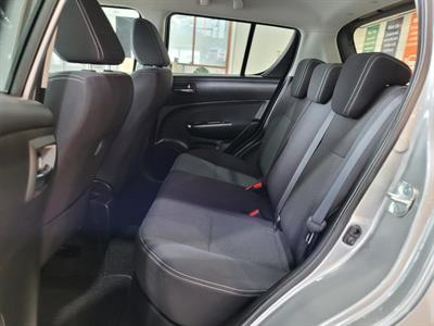 2014 Suzuki Swift - Thumbnail