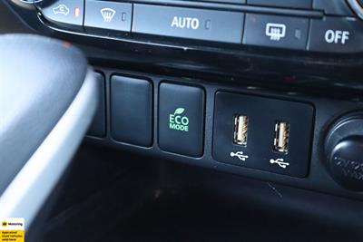 2021 Mitsubishi Eclipse Cross - Thumbnail