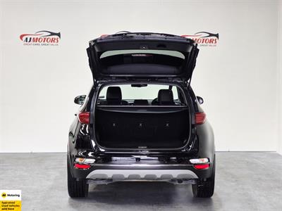 2019 Kia Sportage - Thumbnail