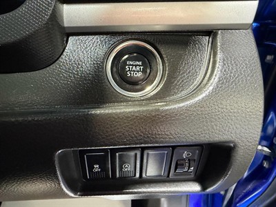 2013 Suzuki Swift - Thumbnail