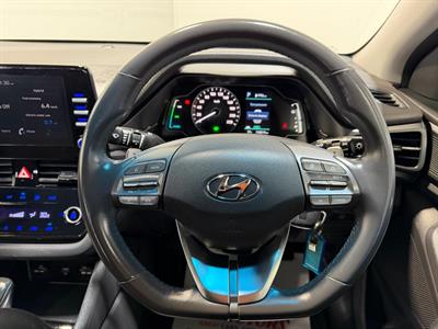 2022 Hyundai IONIQ - Thumbnail