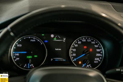 2021 Toyota RAV4 - Thumbnail