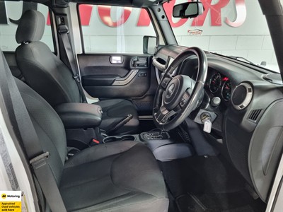 2016 Jeep Wrangler - Thumbnail