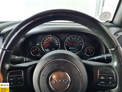 2016 Jeep Wrangler - Thumbnail