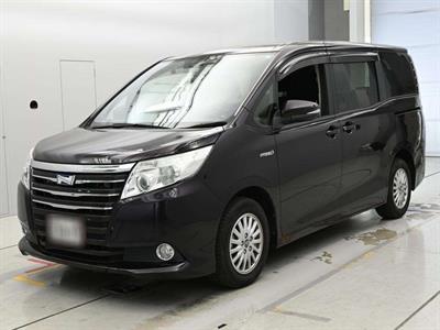 2015 Toyota Noah - Thumbnail