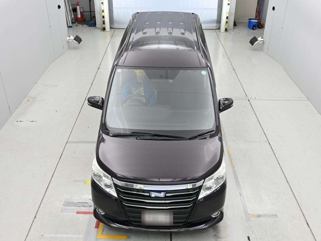 2015 Toyota Noah