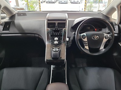 2013 Toyota Sai - Thumbnail