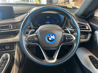 2015 BMW i8 - Thumbnail