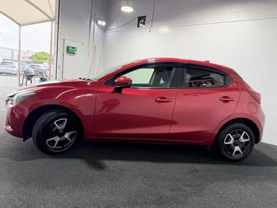 2017 Mazda Demio - Thumbnail