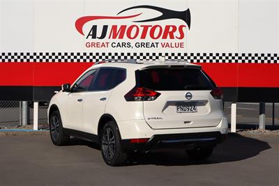 2022 Nissan X-Trail - Thumbnail